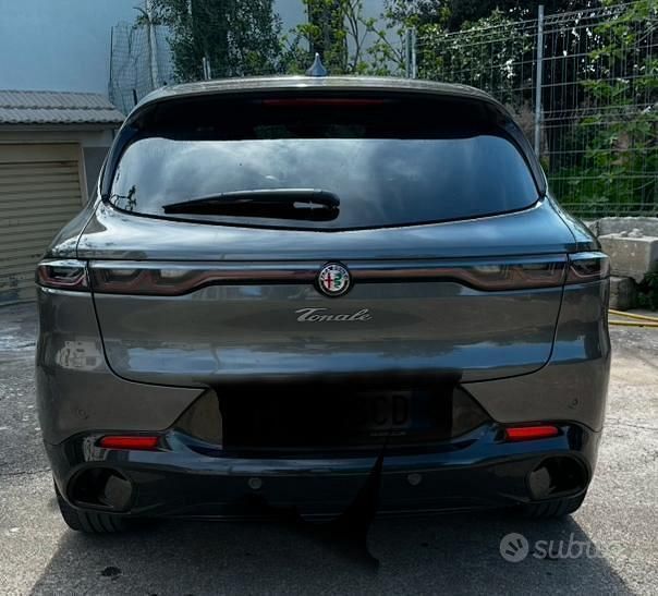 Usata Alfa Romeo Tonale 180 CV (132 kW) 2022 Grigio SUV