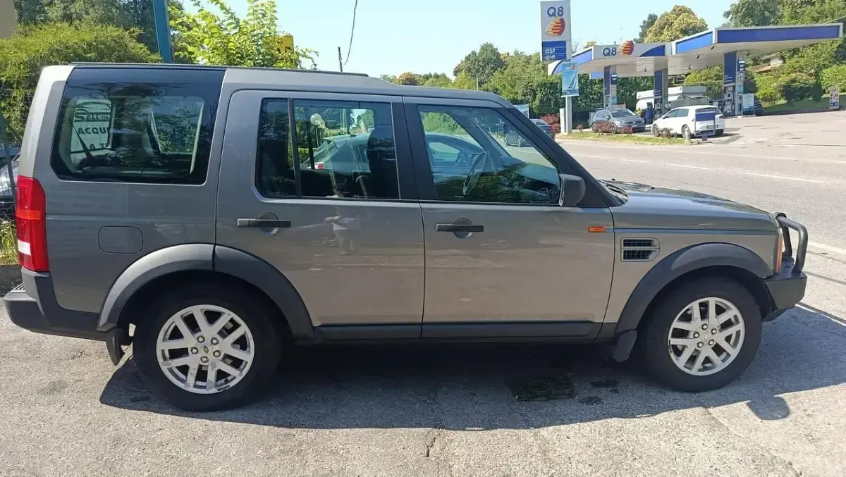 Usata Land Rover Discovery 190 CV (139 kW) 2007 Grigio SUV