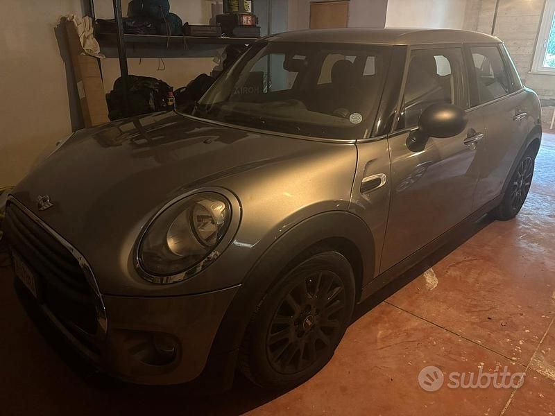 Marrone Usata 2017 Mini One D Due volumi | 11.500 € (Buon prezzo) - Immagine 1/4