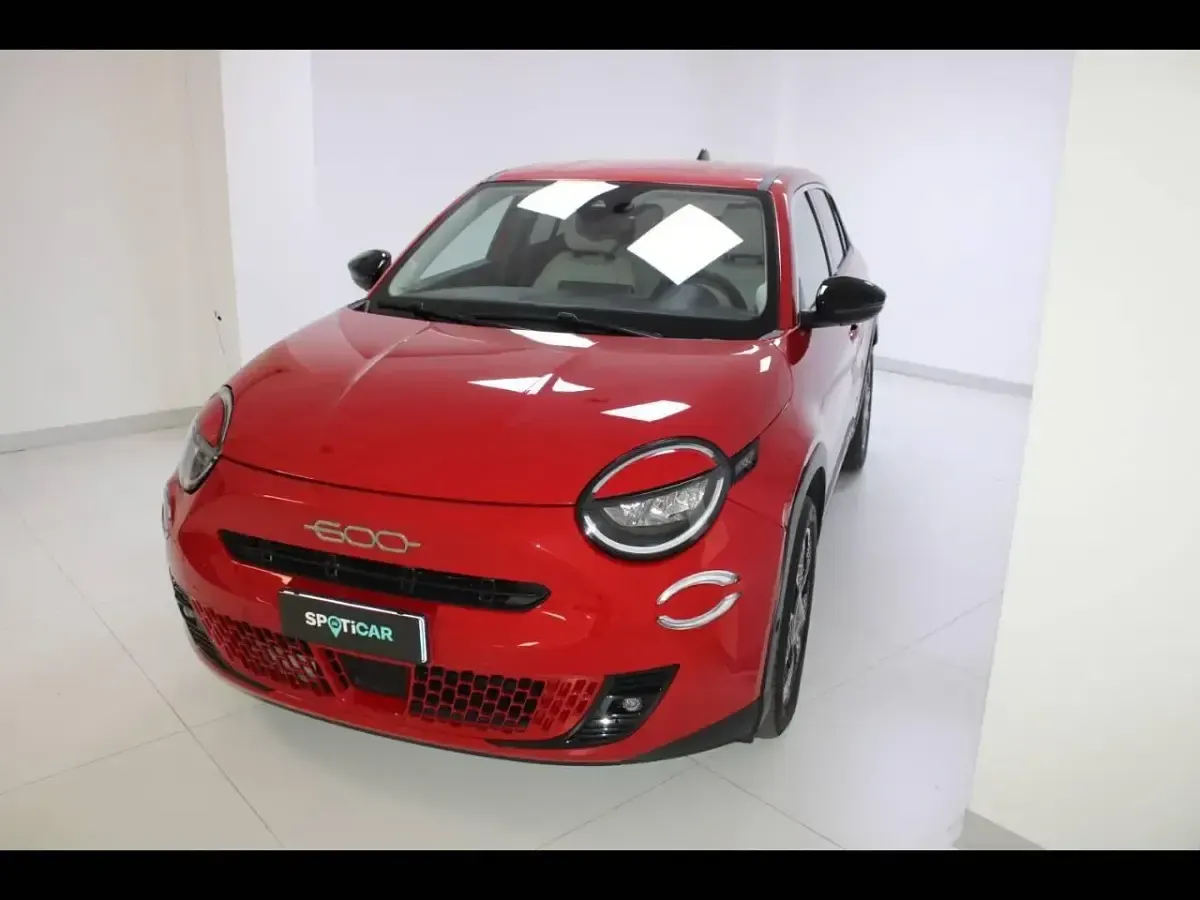 Usata Fiat 600 La Prima 101 CV (74 kW) 2025 Grigio SUV