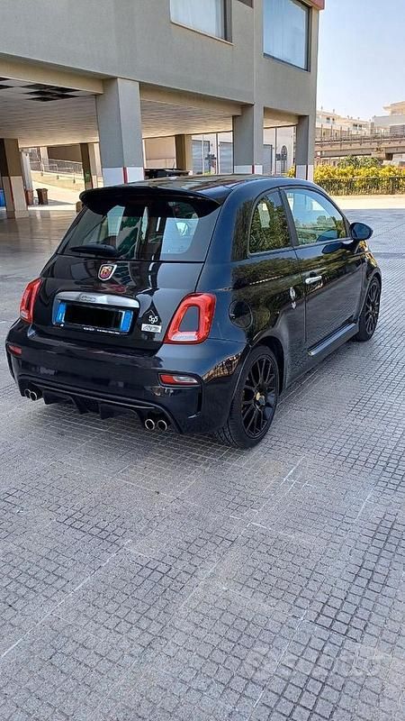Usata Fiat 500 Abarth 165 CV (121 kW) 2019 Nero Utilitaria
