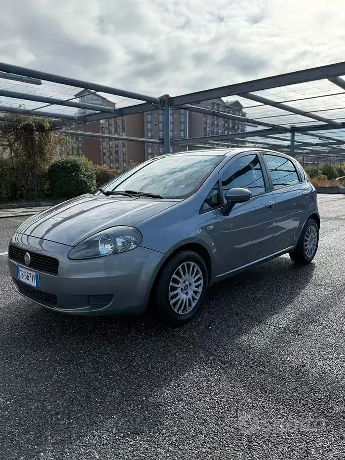 Usata Fiat Grande Punto Active 77 CV (56 kW) 2006 Utilitaria