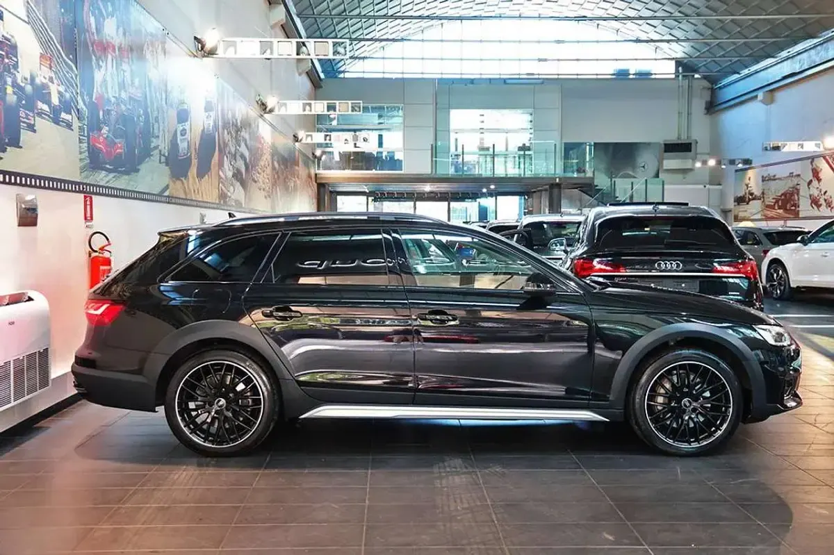 Usata Audi A4 Allroad Ambiente 265 CV (194 kW) 2024 Nero Station wagon