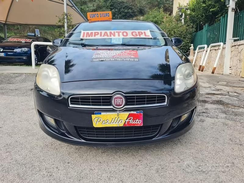 Usata Fiat Bravo Active 89 CV (65 kW) 2010 Nero Utilitaria