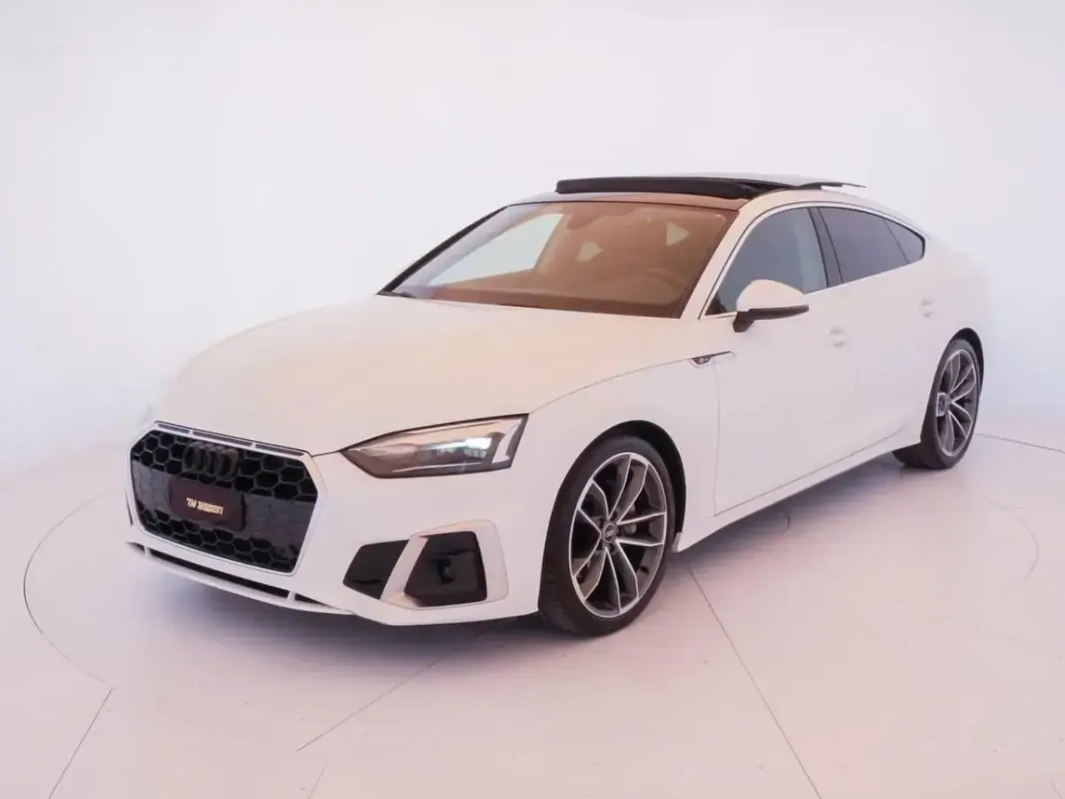 Usata Audi A5 S-Line 203 CV (149 kW) 2023 Bianco Coupé