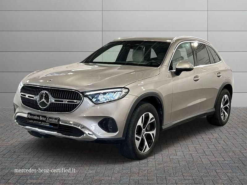 Argento mojave Usata 2023 Mercedes GLC300e Advanced Plus SUV | 55.000 € (Cara) - Immagine 1/4
