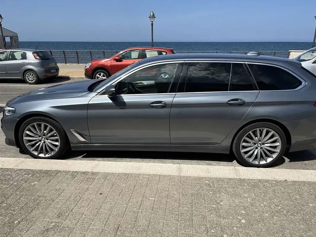 Usata BMW 530 Luxury Line 249 CV (183 kW) 2020 Station wagon