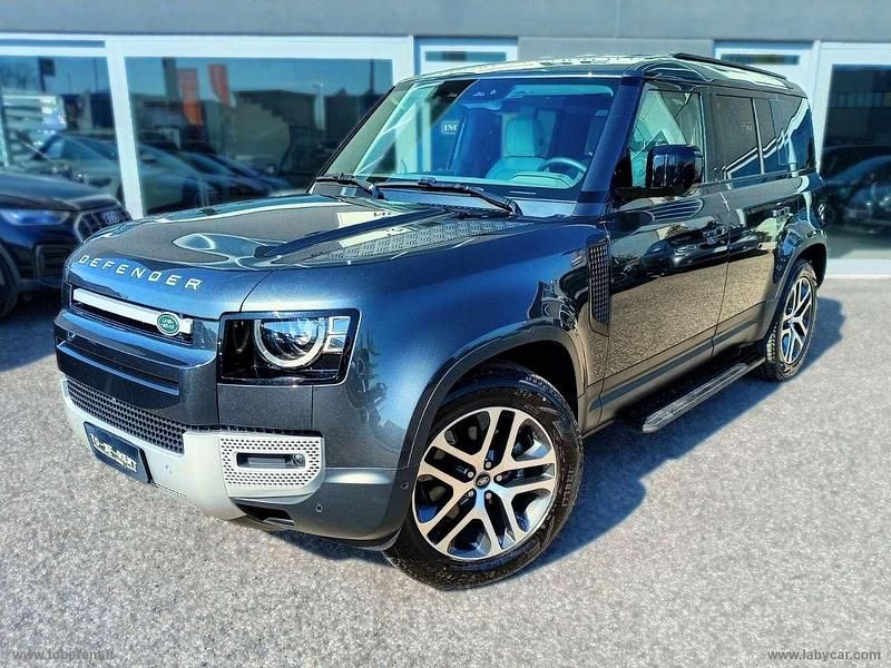 Usata Land Rover Defender SE Dynamic 200 CV (147 kW) 2025 Grigio SUV