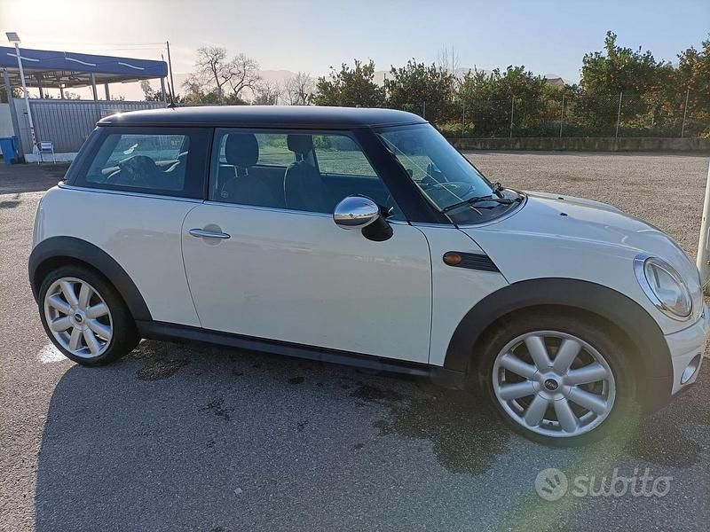 Usata Mini Cooper D 109 CV (80 kW) 2008 Utilitaria