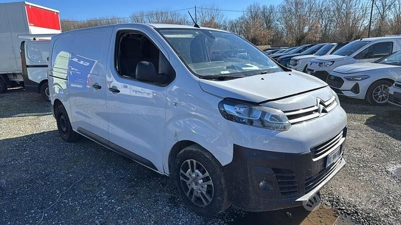 Usata Citroën Jumpy 119 CV (87 kW) 2022 Bianco Monovolume
