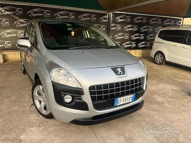 Usata Peugeot 3008 Business-Line 150 CV (110 kW) 2011 Grigio pastello SUV
