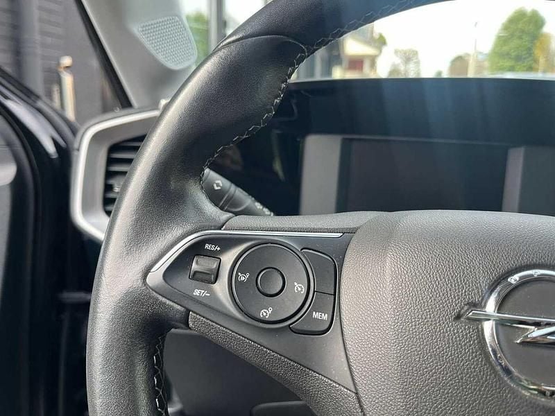 Usata Opel Mokka Elegance 101 CV (74 kW) 2022 Nero SUV