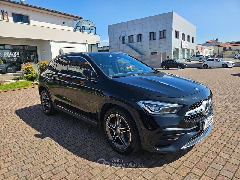 Usata Mercedes GLA220 Premium 190 CV (139 kW) 2022 Nero SUV