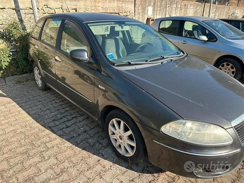 Usata Fiat Croma 149 CV (109 kW) 2007 Grigio Station wagon