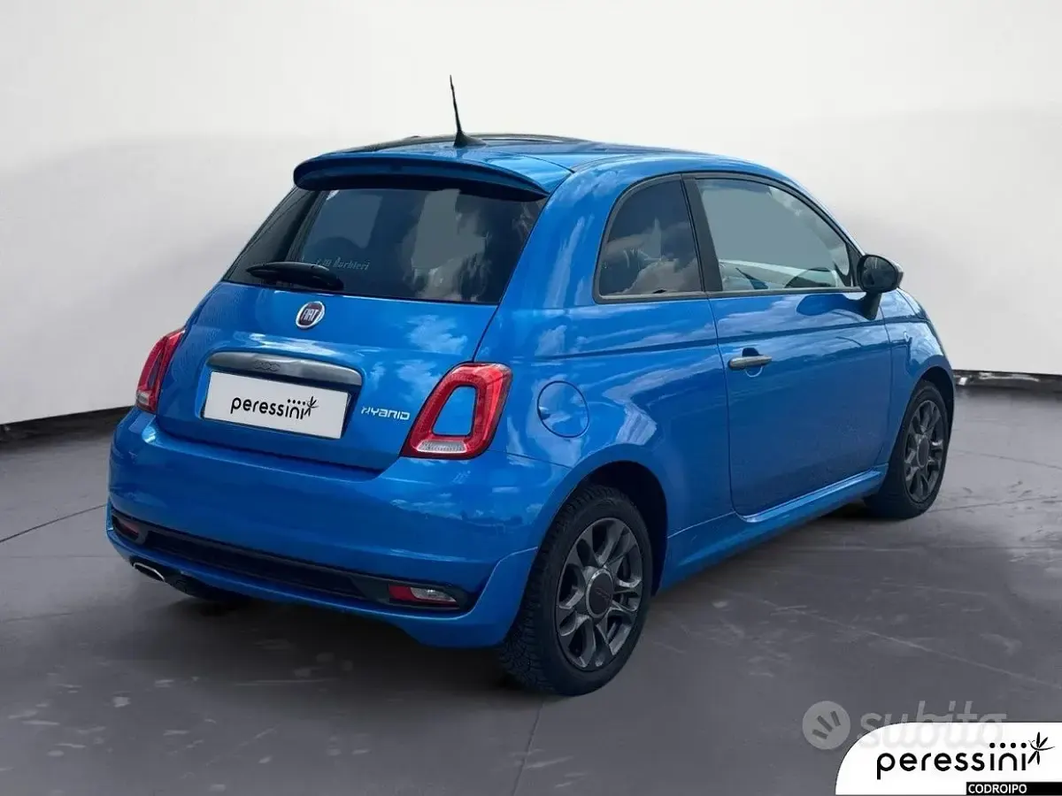 Usata Fiat 500 Sport 70 CV (51 kW) 2021 Bluazzurro Berlina