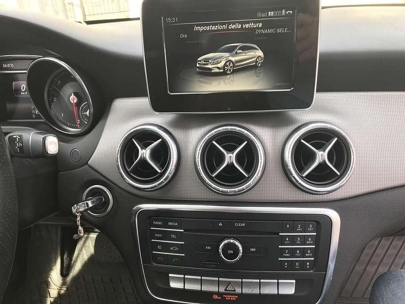 Usata Mercedes CLA200 Shooting Brake 136 CV (100 kW) 2017 Station wagon