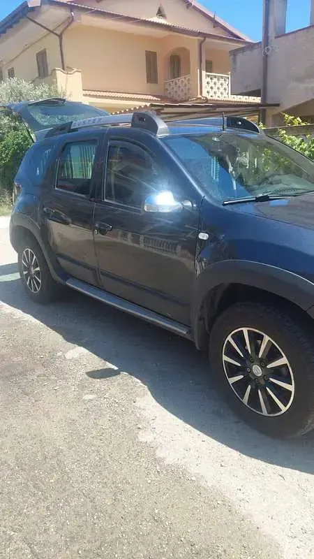 Usata Dacia Duster Lauréate 109 CV (80 kW) 2014 SUV