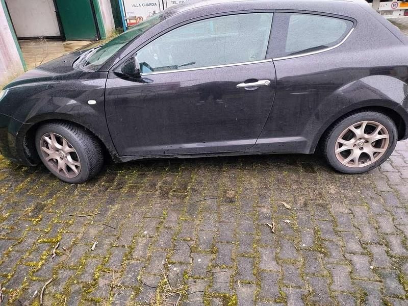 Usata Alfa Romeo MiTo 120 CV (88 kW) 2017 Utilitaria
