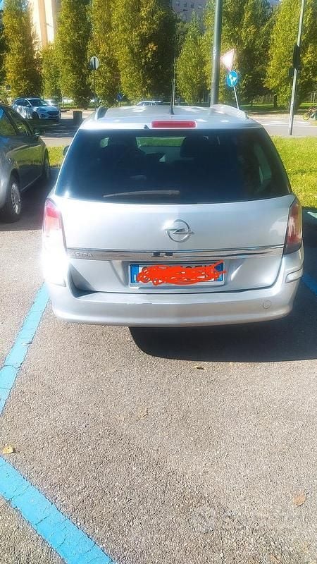 Grigio Usata 2006 Opel Astra Station wagon | 1000 € (Super prezzo) - Immagine 1/4