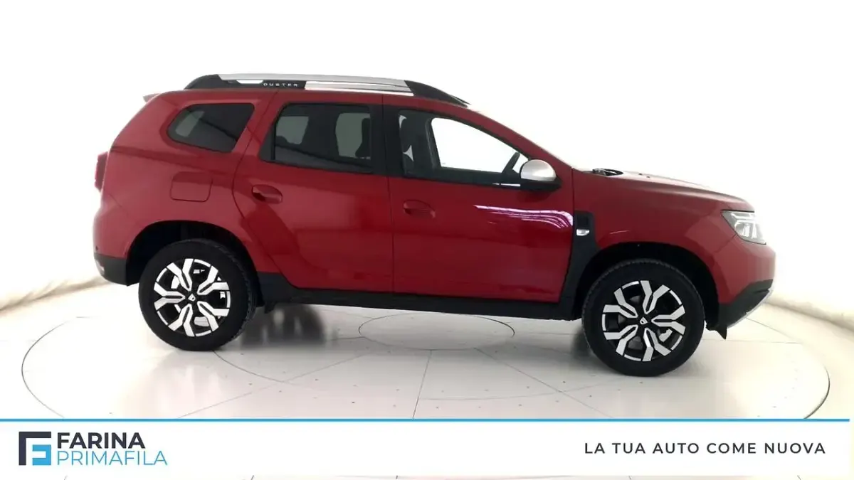 Usata Dacia Duster Prestige 101 CV (74 kW) 2022 Rosso SUV