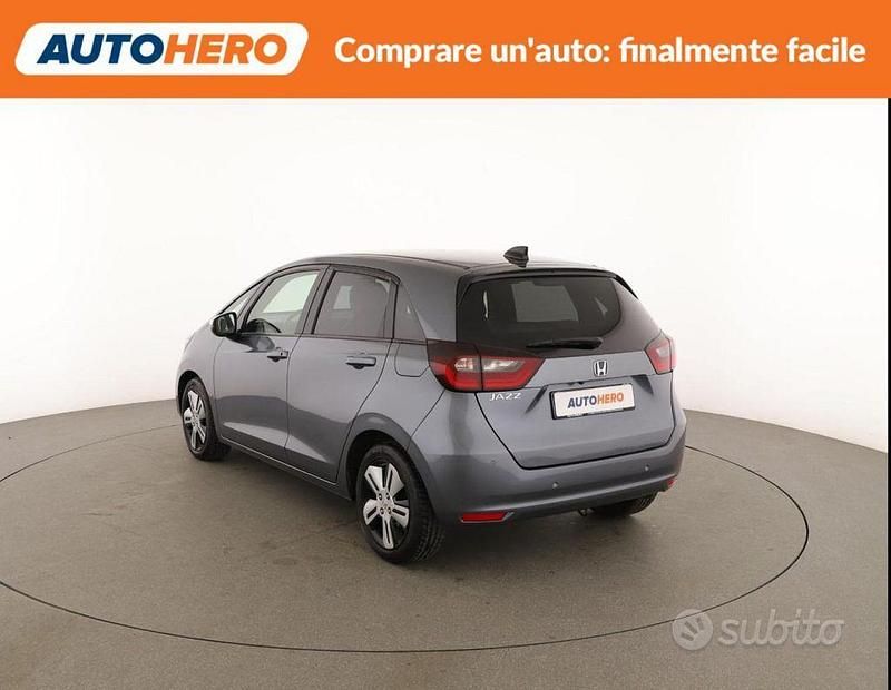 Usata Honda Jazz Executive 97 CV (71 kW) 2022 Grigio Utilitaria