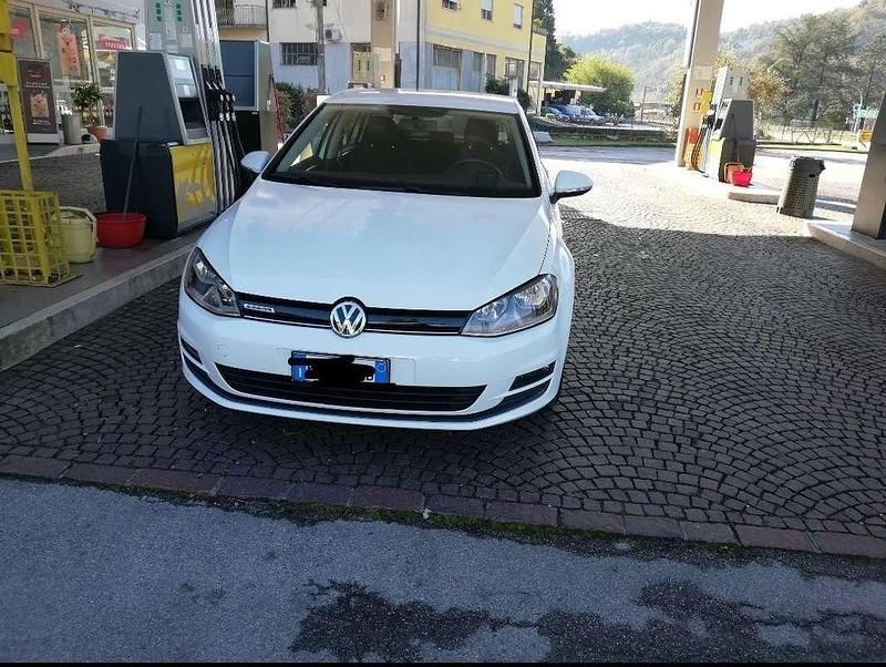 Usata VW Golf VII Comfortline 110 CV (80 kW) 2015 Berlina
