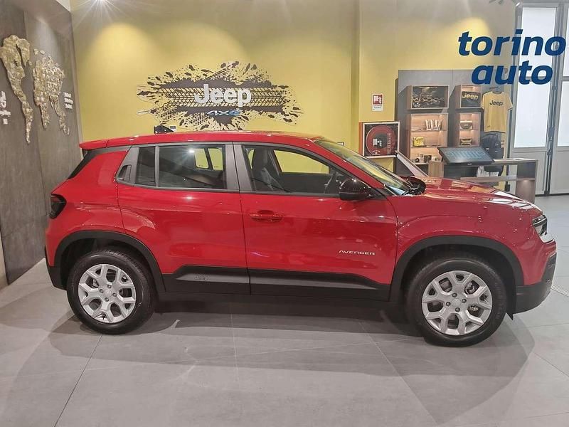Nuova Jeep Avenger Longitude 110 CV (80 kW) 2025 Rosso SUV