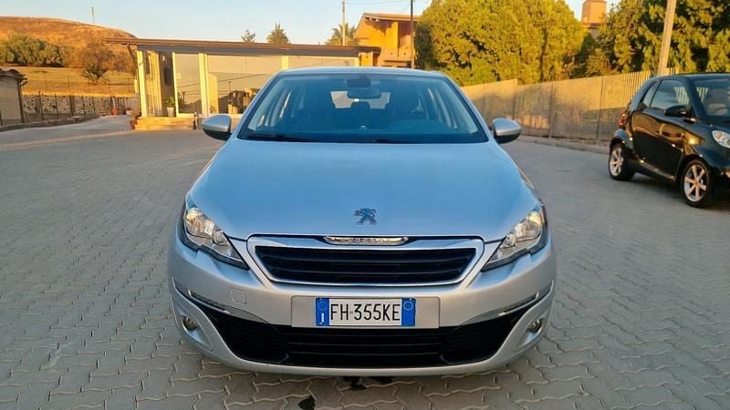 Usata Peugeot 308 Business-Line 119 CV (87 kW) 2017 Argento Station wagon