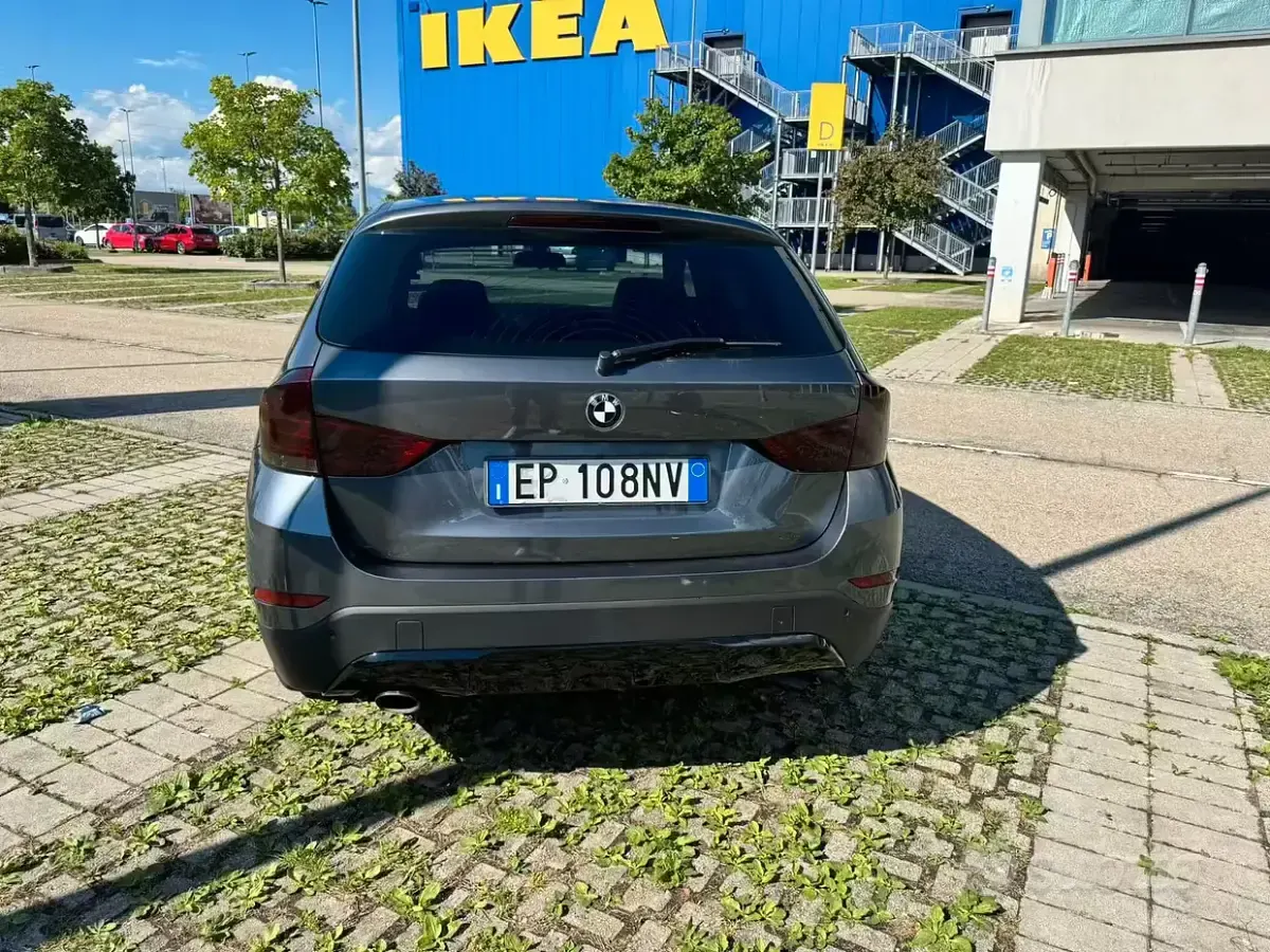 Usata BMW X1 143 CV (105 kW) 2013 Grigio SUV