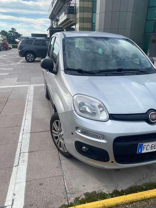 Usata Fiat Panda Young 80 CV (58 kW) 2015 Grigio Utilitaria