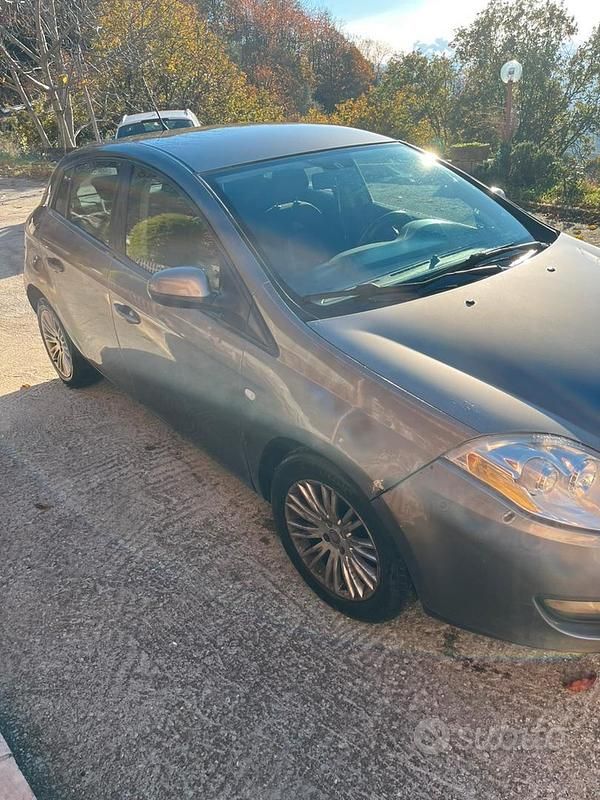 Usata Fiat Bravo Dynamic 120 CV (88 kW) 2010 Utilitaria