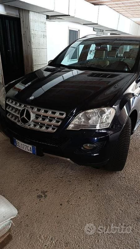 Usata Mercedes ML350 2010 Blu SUV