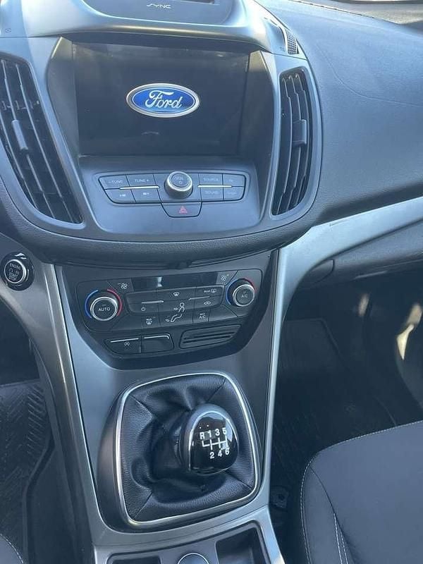 Usata Ford Kuga Business Edition 150 CV (110 kW) 2018 Grigio SUV
