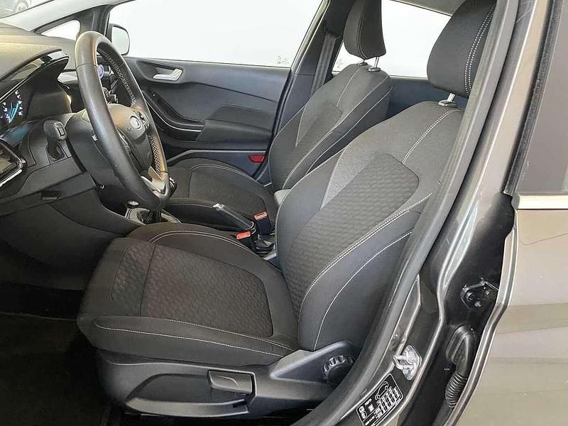 Usata Ford Fiesta Titanium 75 CV (55 kW) 2023 Grigio Utilitaria