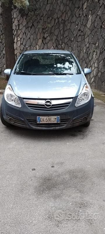 Usata Opel Corsa 2007 Grigio Berlina