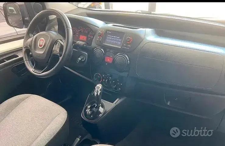 Usata Fiat Qubo Trekking 80 CV (58 kW) 2017 Bianco Monovolume