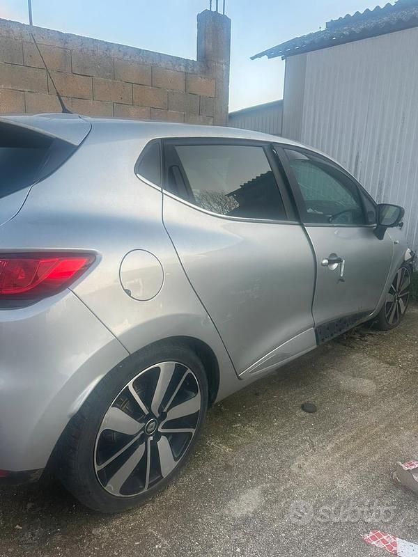 Usata Renault Clio IV 2017 Berlina