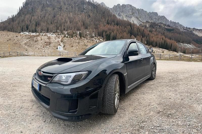 Usata Subaru Impreza 300 CV (220 kW) 2013 Nero Berlina