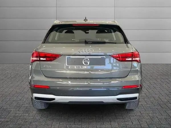 Usata Audi Q3 Business 190 CV (139 kW) 2022 Grigio SUV
