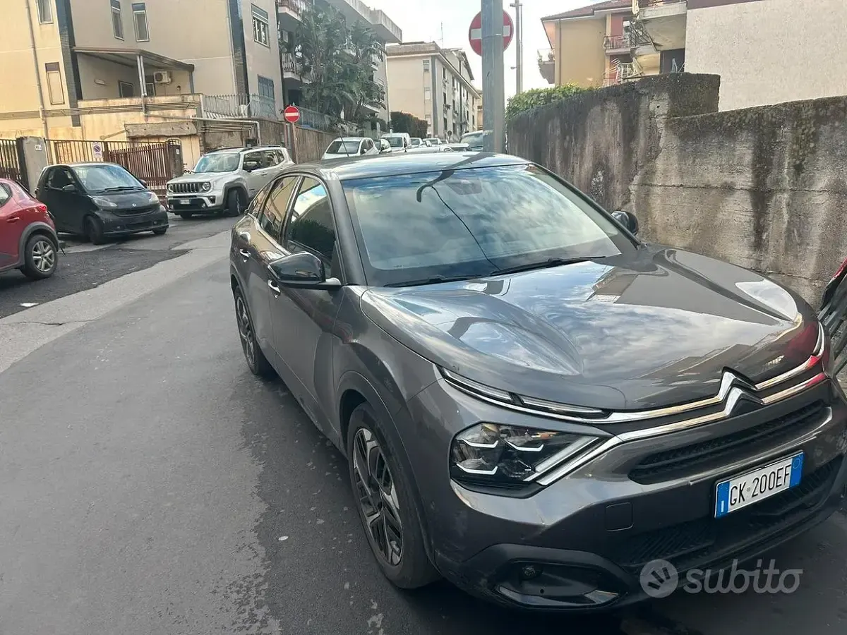 Usata Citroën C4 Shine 131 CV (96 kW) 2022 Grigio Berlina