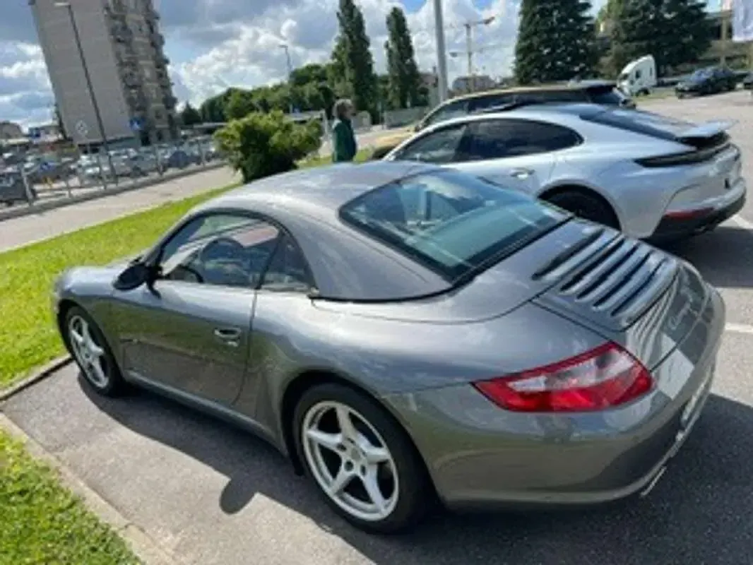 Usata Porsche 911 Carrera Cabriolet 325 CV (239 kW) 2007 Bronzo Cabrio