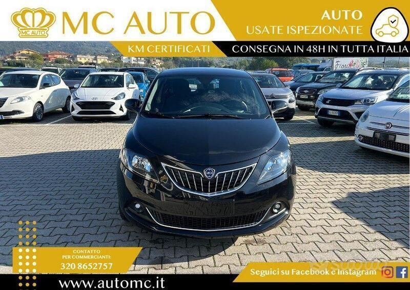 Usata Lancia Ypsilon Gold 69 CV (50 kW) 2023 Nero Utilitaria