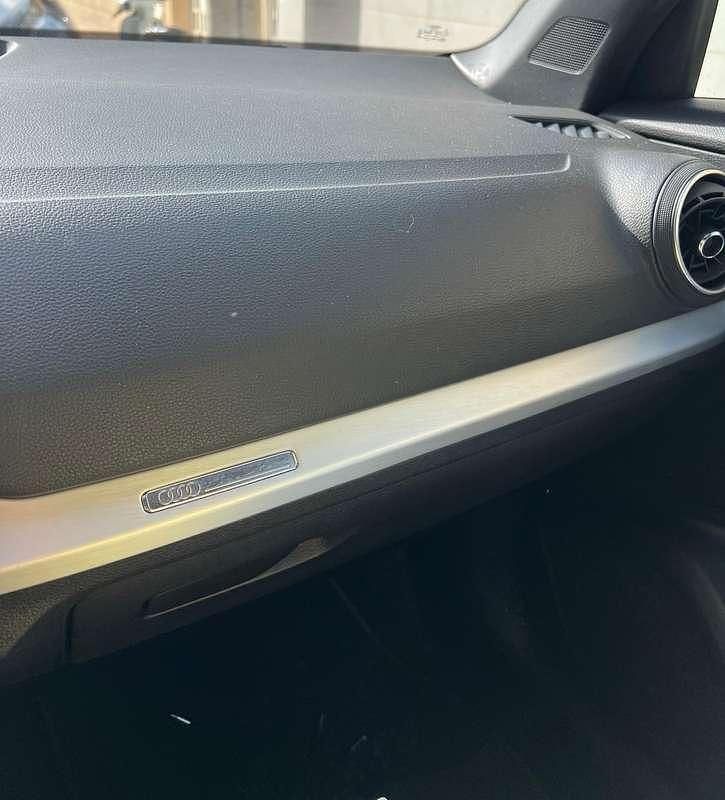 Usata Audi Q2 Ambiente 116 CV (85 kW) 2018 Nero SUV