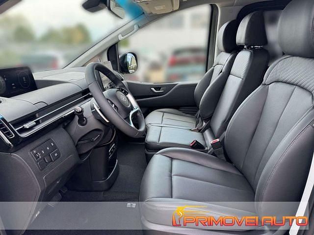 Usata Hyundai Staria Prime 177 CV (130 kW) 2024 Grigio Monovolume