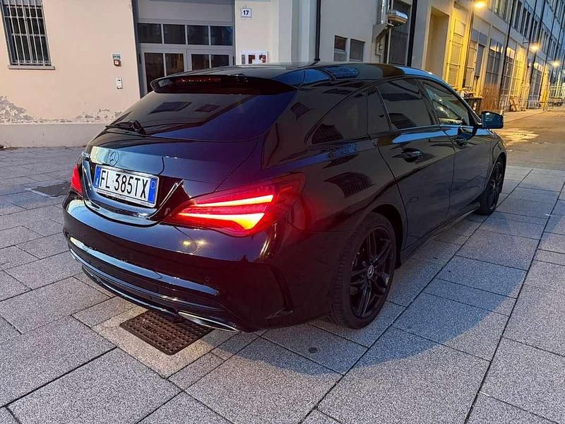 Usata Mercedes CLA220 Premium 177 CV (130 kW) 2017 Nero Berlina