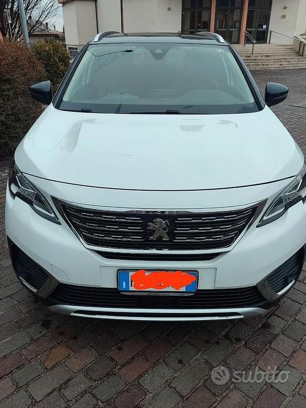 Usata Peugeot 5008 Allure 150 CV (110 kW) 2018 Bianco SUV