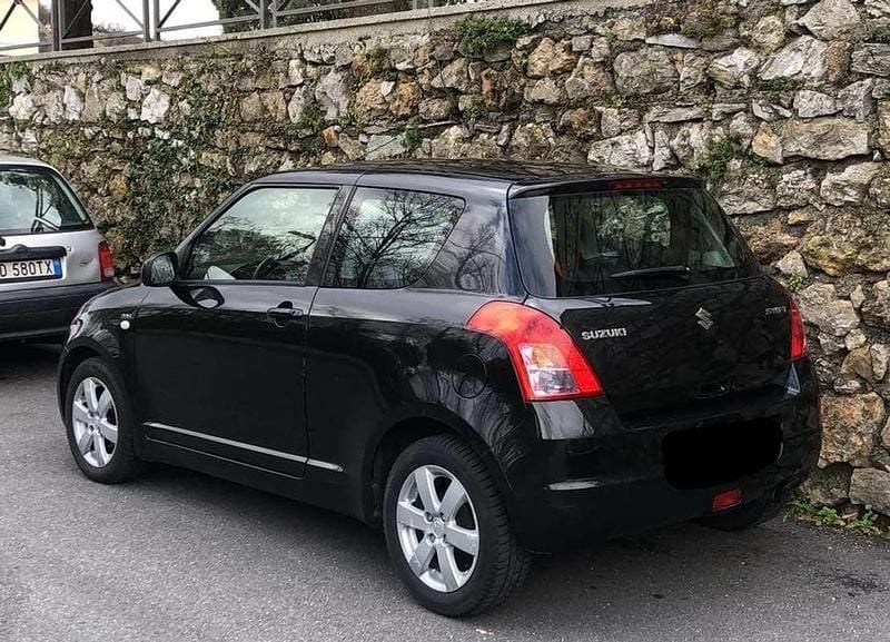 Usata Suzuki Swift GL 75 CV (55 kW) 2009 Nero Berlina