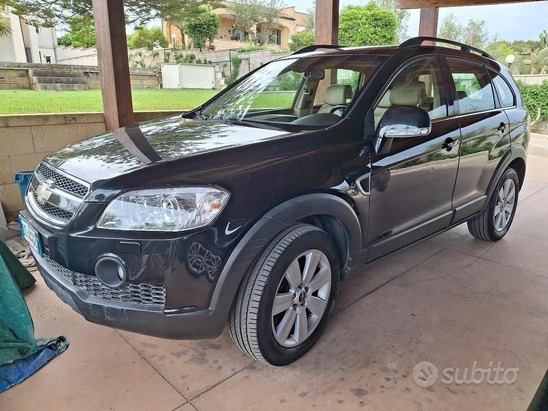 Usata Chevrolet Captiva 2009 Nero SUV