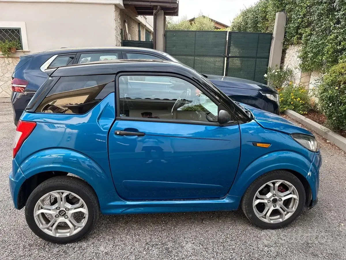Usata Ligier JS50 2020 Bluazzurro Utilitaria