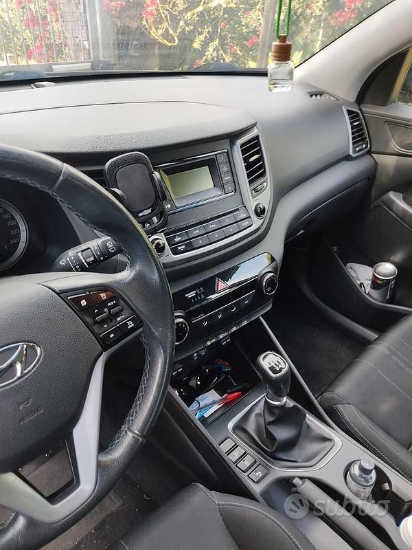 Usata Hyundai Tucson Comfort 116 CV (85 kW) 2017 Nero SUV